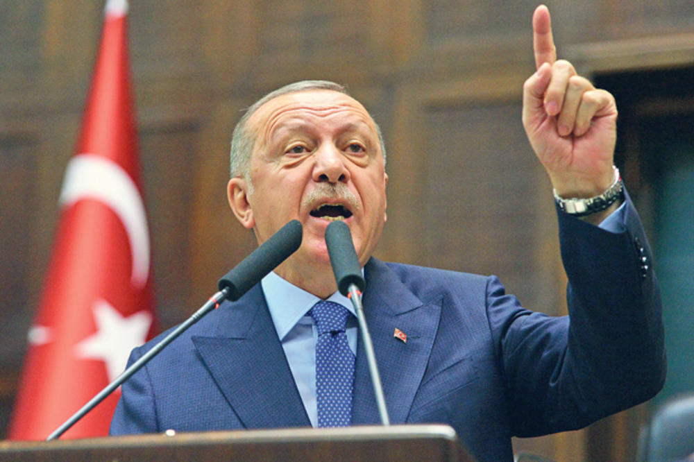 PUČISTA POBEGAO IZ MOSKVE! Erdogan: Nećemo oklevati da pružimo lekciju Haftaru ako se nastave napadi!