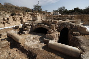 OTKRIVENA PRELEPA VIZANTIJSKA CRKVA IZ 6.VEKA KOD JERUSALIMA: Mozaici, freske i podzemna kripta u očuvanom stanju! Car Tiberije pomagao gradnju! (FOTO)