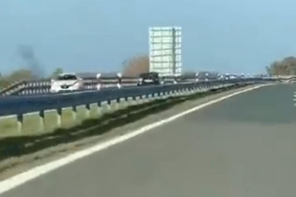 LUDILO NA HRVATSKOM AUTO-PUTU: Vozio BMW suprotnim smerom 200 na sat! Kad su mu trubili da uspori, tek tad je dao po gasu! (VIDEO)
