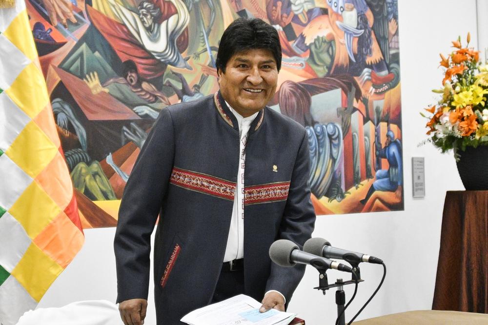 NAPETO U BOLIVIJI POSLE PREDSEDNIČKIH IZBORA: Evo Morales odbija da podnese ostavku! Optužio protivnike da žele da izvedu državni udar! (VIDEO)