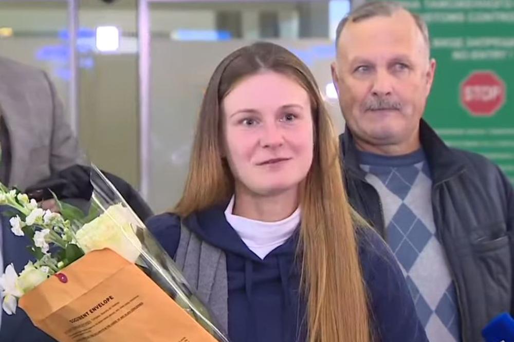 MARIJA BUTINA STIGLA U RUSIJU: Njen otac doputovao u Moskvu kako bi dočekao ćerku! (FOTO, VIDEO)