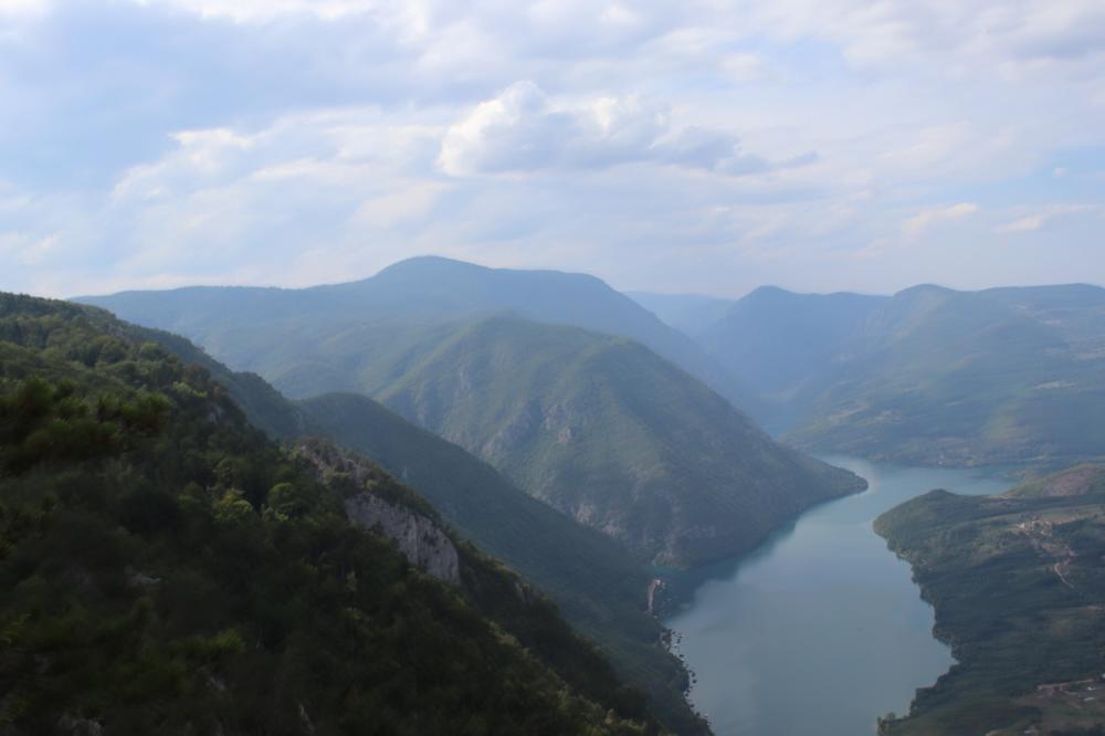 HOROR NA TARI: Beograđanin pobegao od korone na planinu, pa prođan MRTAV u potoku