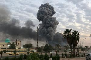 SVETSKA SILA NA UDARU U BAGDADU: Dve rakete pale pored američke ambasade, ima mrtvih! (FOTO)