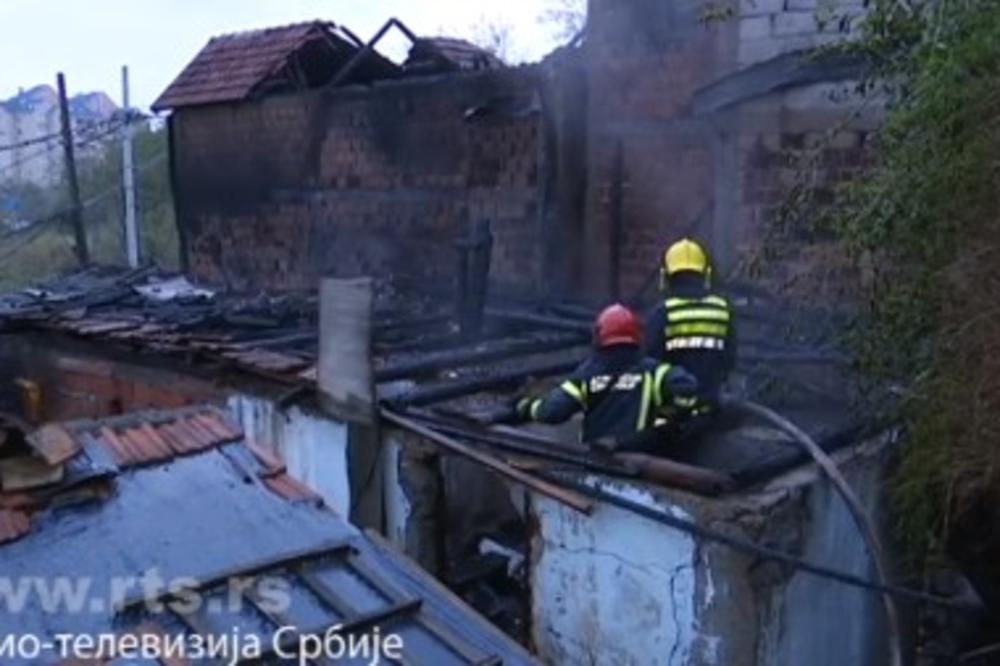 STRAŠAN POŽAR U ŠAVNIČKOJ: Izgorele tri kuće na Čukarici, vatrenu stihiju gasilo 20 vatrogasaca