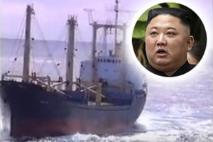 TRGOVINA HEROINOM FINANSIRA KIMOVE BAHANALIJE: Australija zaplenila severnokorejski brod, a preletači ispričali ostatak priče! (VIDEO)