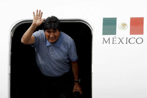 MORALES SLETEO U MEKSIKO: Kuća mi je uništena, spasli ste mi život, hteli su da me ubiju! Evo ko ga je prvi dočekao na aerodromu (VIDEO)