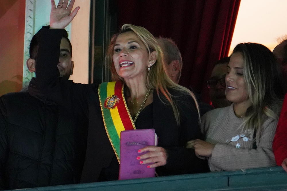 ČISTKA U BOLIVIJI: Predsednica Anjes rekonstruisala vladu, smenila ministre koji su je kritikovali!