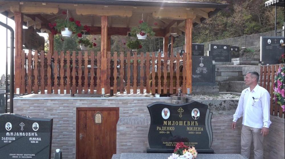 Dejan Milošević, grobnica, Borač, drvoseča