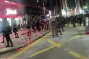 KURIR EKSKLUZIVNO U HONGKONGU! Kao na bojnom polju! Hiljade policajaca na ulicama, VLADA TOTALNI HAOS! (VIDEO)
