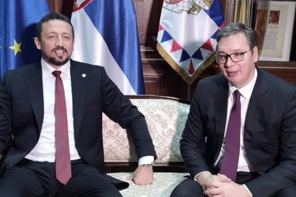 TURKOGLU KOD VUČIĆA: Dobrodošlica za velikog prijatelja Srbije! Evo šta je BRAT HIDO poklonio predsedniku