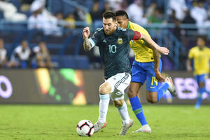 MESI BACIO ARGENTINCE U TRANS: Lionel srušio Brazil posle promašenog penala! VIDEO