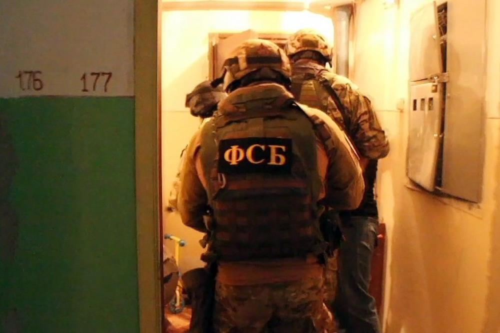 PUTIN NASTAVIO OBRAČUN SA JEHOVINIM SVEDOCIMA: Ruski bezbednjaci pretresaju kuće članova "ekstremne organizacije"