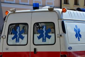 NOĆ U BEOGRADU: Dve devojke od 16 i 17 godina teže povređene u Novom Beogradu, u Bulevaru Nikole Tesle