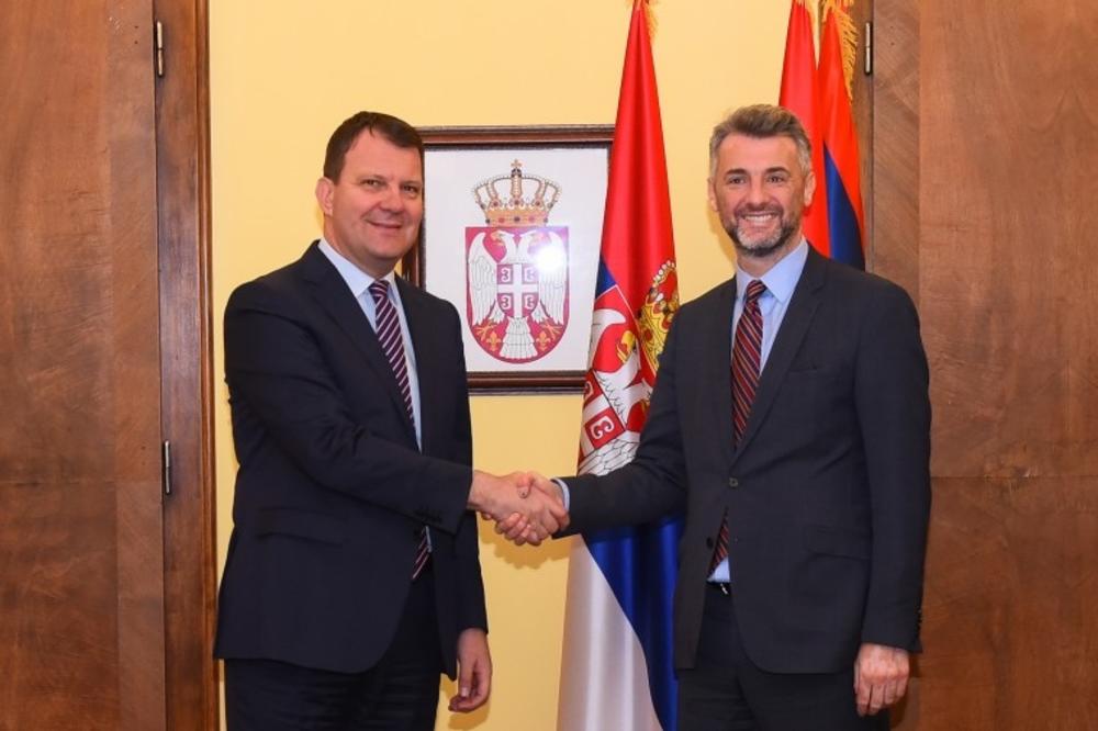 U Pokrajinskoj vladi predsednik Igor Mirović sastao se sa premijerom Kantona Sarajevo Edinom Fortom