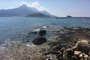 NAĐEN BLIZU OBALE: Britanski turista (65) se udavio na Kritu