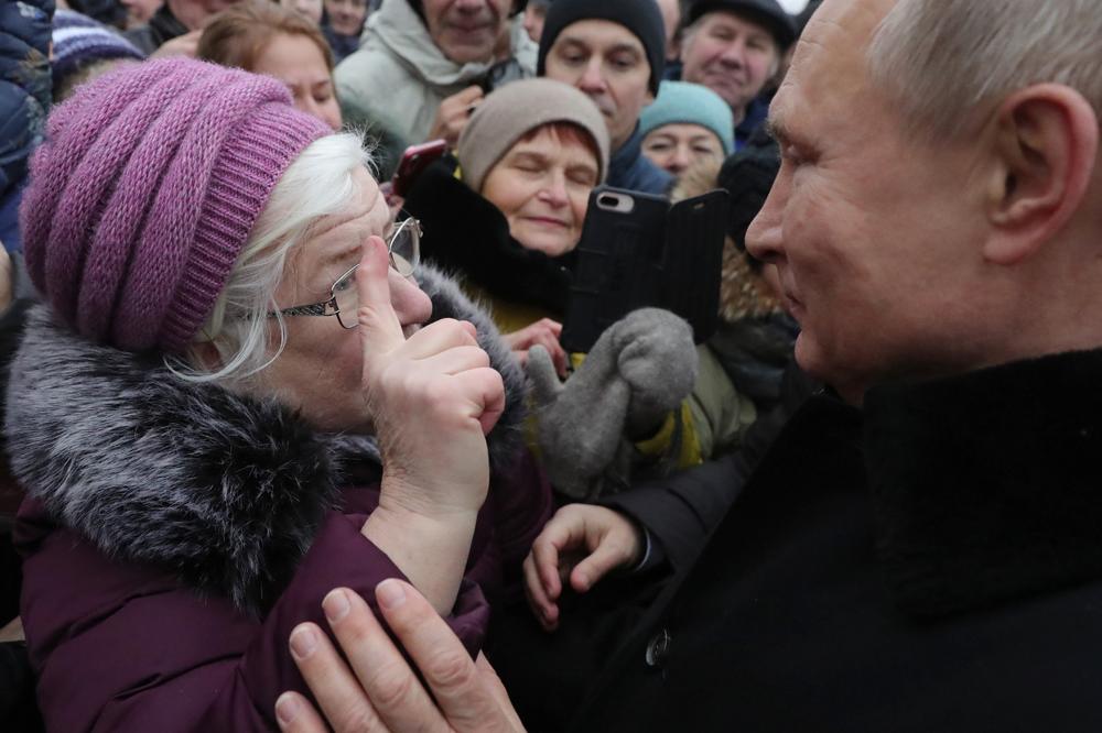 BAKICA JE SAMO ŽELELA DA SE IZJADA PUTINU: Ruski predsednik je jednim gestom pokazao da ima VELIKO SRCE (VIDEO)