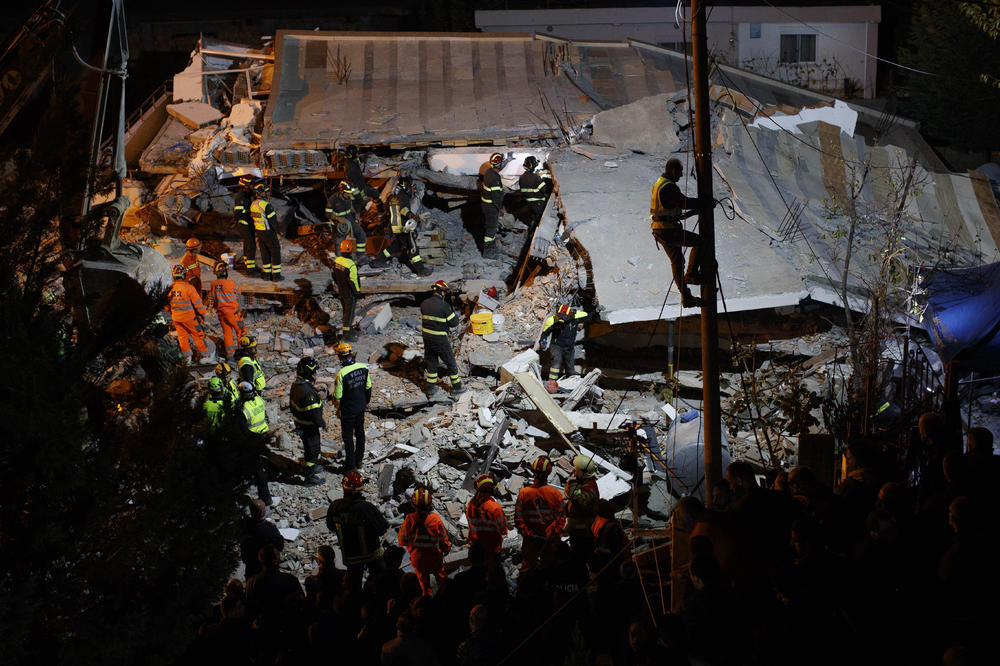 PONOVO SE ZATRESLO TLO: Dva nova zemljotresa pogodila Albaniju! Broj žrtava se povećao na 46, 2.000 ljudi povređeno!