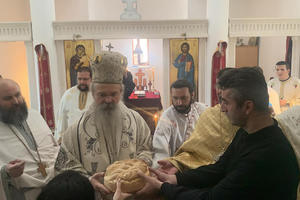 SABIRAJMO SE U VERI I DUHOVNOSTI: U manstiru Svetih Vrača kod Leposavića obeležena slava manastirske kapele