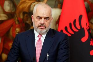 BOŽE SAČUVAJ ALBANIJU OD BUDALA: Oglasio se premijer Edi Rama zbog protesta u Tirani