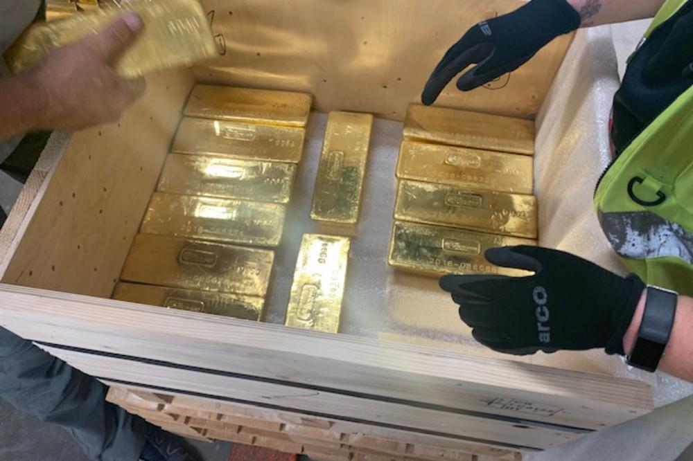 DETALJI VELIKE TAJNE MISIJE: Ovako je Poljska vratila 100 tona zlata iz Londona, a vredno je 4 milijarde funti! (FOTO)