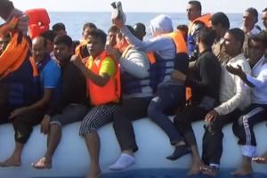 NAJMANJE 57 POGINULO KOD OBALE MAURITANIJE: Potonuo brod koji je prevozio 150 migranata (FOTO)