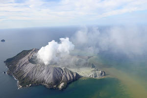 DRAMA NA NOVOM ZELANDU: 50 odsto šanse za novu erupciju u naredna 24 sata! (VIDEO)
