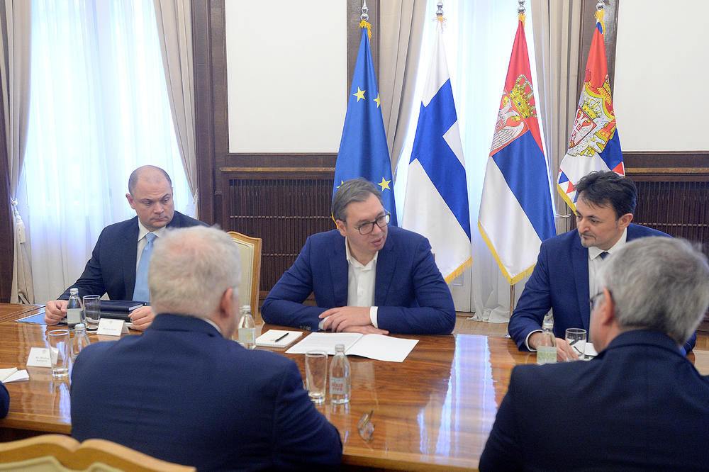 SRBIJA ĆE NASTAVITI SARADNJU SA NOKIOM: Predsednik Vučić se sastao sa delegacijom finske kompanije