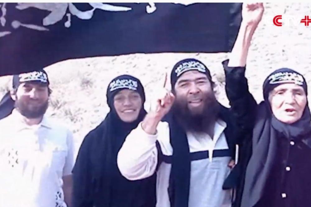 KINEZI OBJAVILI JEZIVE SNIMKE: Teroristi iz Sinđianga gori od Al Kaide! Pokazuju licemerje Zapada! (UZNEMIRUJUĆI VIDEO)