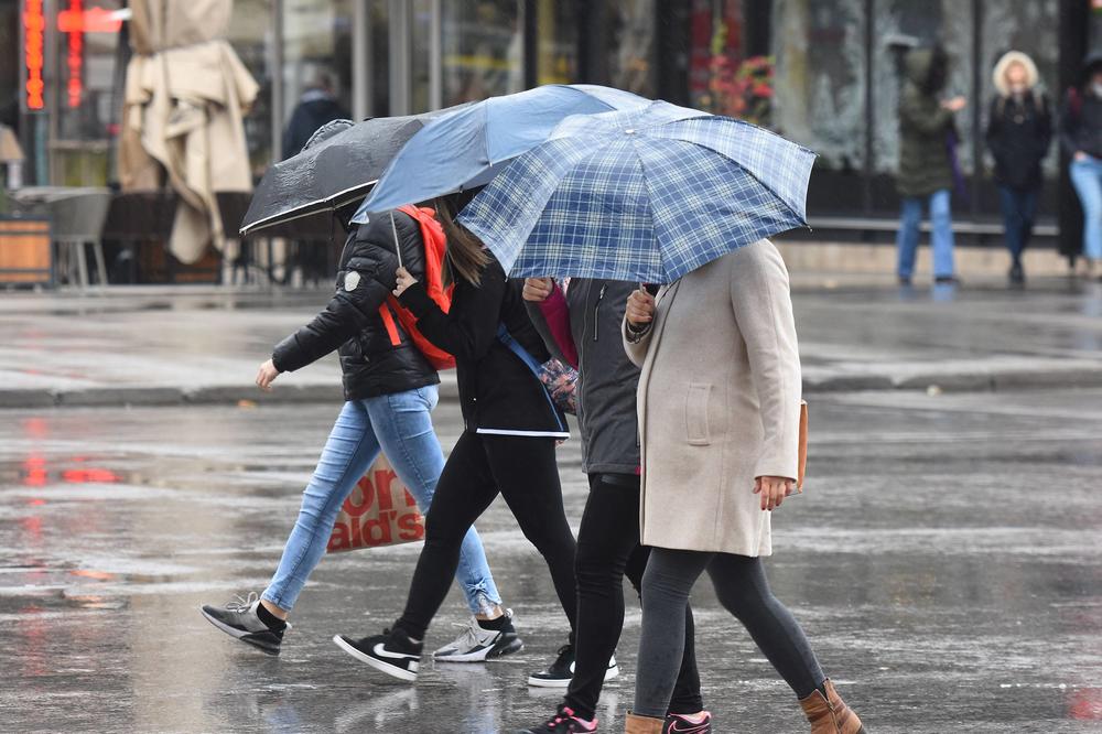 U SREDU OBLAČNO SA NIŽIM TEMPERATURAMA: U Srbiji hladno sa kišom, uveče prestanak padavina