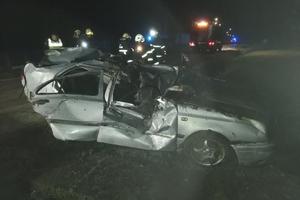 KOLA POLETELA I PROBILA ZID KUĆE KOD BJELOVARA: Vozač (19) preminuo na mestu, automobil smrskan