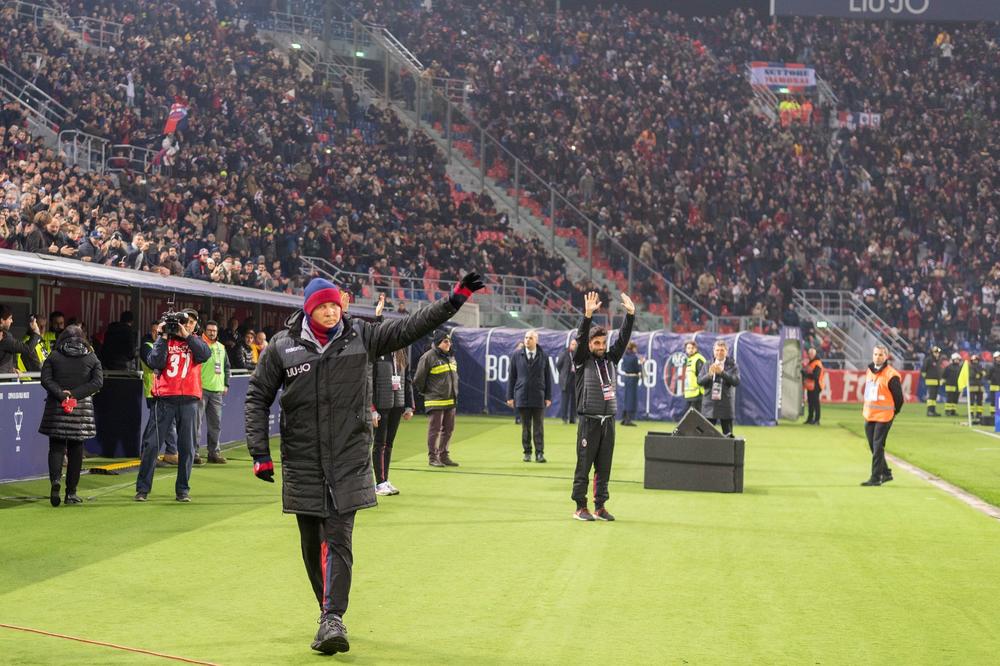 OVO JE JAČE OD SVAKE BOLESTI: Mihajlović nije mogao da joj odoli! Sinišin potez ODUŠEVIO ČITAVU ITALIJU! VIDEO