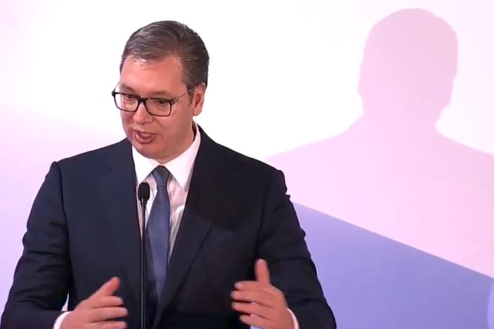 OTVORENA IZLOŽBA U PALATI SRBIJA Vučić: Ponosan sam kada vidim šta smo sve uradili! U aprilu idem u Kinu