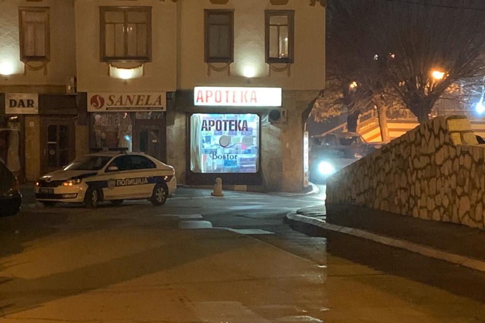 MUŠKARAC IZBODEN NOŽEM U NOVOM PAZARU: Posle svađe došlo do krvave tuče u supermarketu