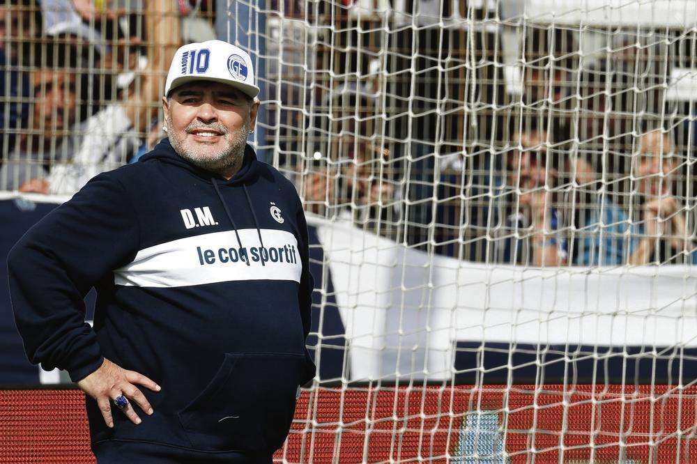 ARGENTINAC O PRIVATNOM ŽIVOTU: Maradona prvi seks imao sa 13 godina!