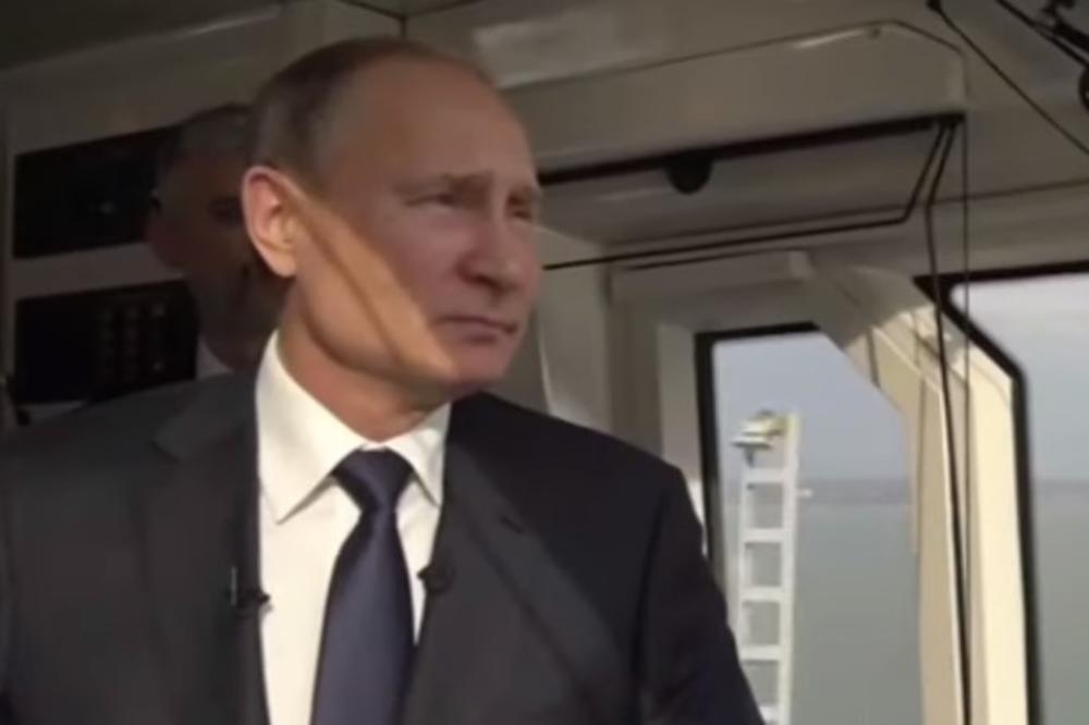 PROŠAO PRVI VOZ PREKO KRIMSKOG MOSTA: Putin lično pustio u saobraćaj novi železnički pravac (VIDEO)