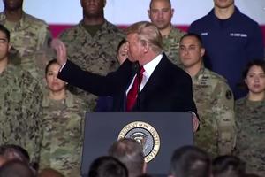 TRAMP I ZVANIČNO PREDSTAVIO SPEJS FORS: Novi ogranak američke vojske će ratovati na novom terenu (VIDEO)
