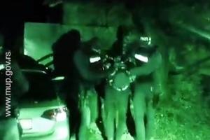 OTKRIVENO KO JE UBIO VLASNIKA MENJAČNICE U ZEMUNU: Ovako su hapsili osumnjičenog i njegovu devojku, a u autu KRV (VIDEO)