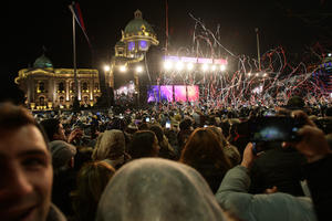 DOČEK U BEOGRADU MEĐU NAJMASOVNIJIM U EVROPI: Vesić o proslavi na Trgu Nikole Pašića, bilo oko 80.000 posetilaca