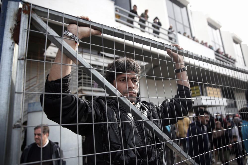 MIGRANTI IMAJU JEDNU JEDINU NOVOGODIŠNJU ŽELJU: Nadamo se da ćemo stići u Evropu! Ne želimo da živimo u BiH (FOTO)