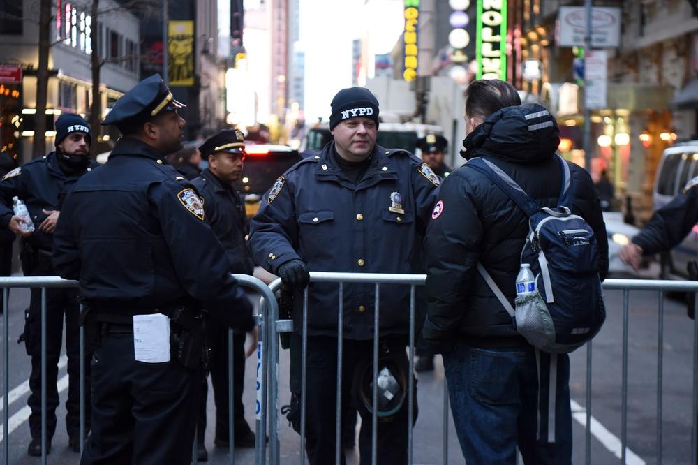 POLICIJA NA SVE STRANE: Povećan nivo bezbednosti u Njujorku zbog ubistva iranskog generala Sulejmanija (FOTO)