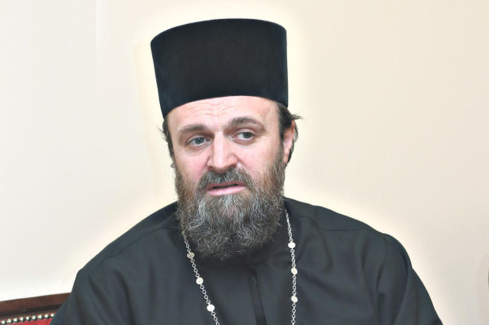 VLADIKA ŠARIĆ ZA KURIR: Patrijarh Irinej testiran zbog posete Crnoj Gori gde je u nedelju služio opelo upokojenom mitropolitu