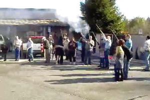 BOŽIĆ ŠIROM SVETA: Kad Srbi zapucaju u ovom američkom gradiću niko ne može da veruje! A ovako se slavi u Africi (VIDEO)