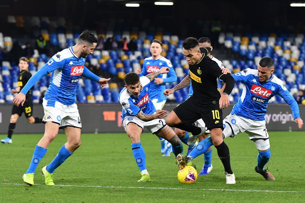 LUKAKU I MARTINES ZA SLAVLJE U DERBIJU: Inter pobedio Napoli za povratak na prvo mesto u Seriji A! VIDEO