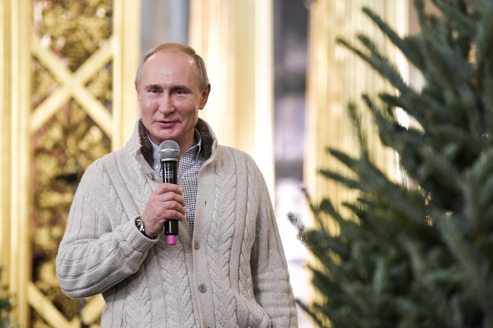 PUTIN ODGOVORIO NA OPASNO PITANJE: Evo da li planira da bude doživotni predsednik Rusije (VIDEO)