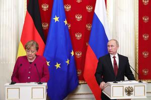 ČETIRI SATA U ČETIRI OKA: Evo o čemu su sve razgovarali Putin i Merkelova! (VIDEO)