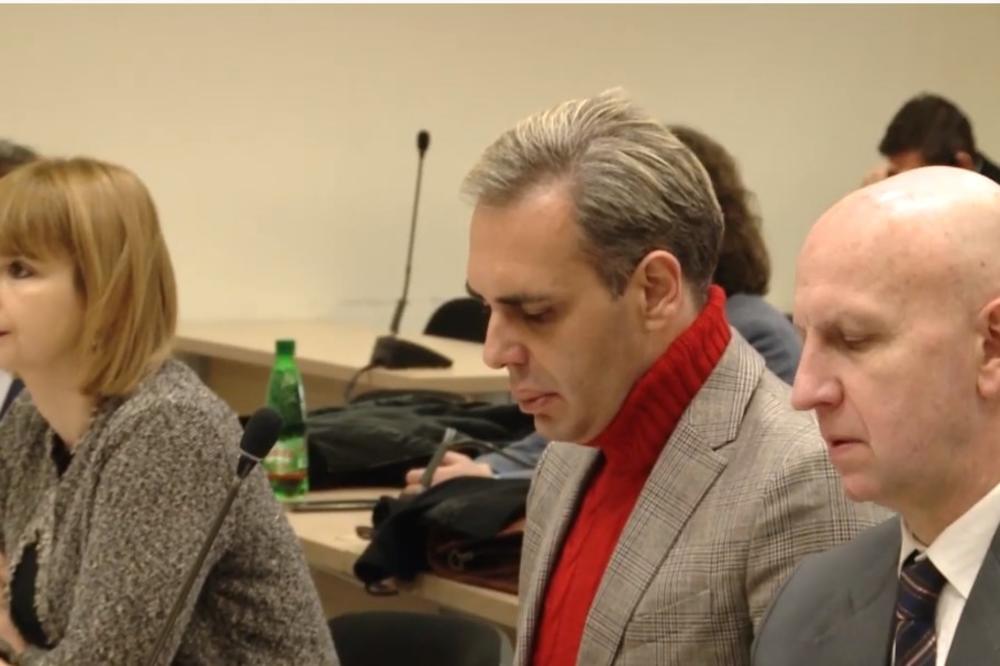 BOKI 13 IZGLEDOM REKAO SVE: Jovanovski se posle oporavka pojavio na suđenju, sedeo pokajnički pored advokata (VIDEO)