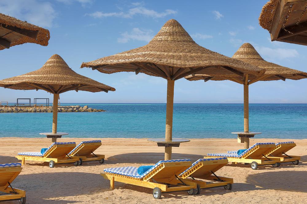 SUNCE, PESAK I MIR: Hilton Hurghada Plaza 5* - raj na obali Crvenog mora