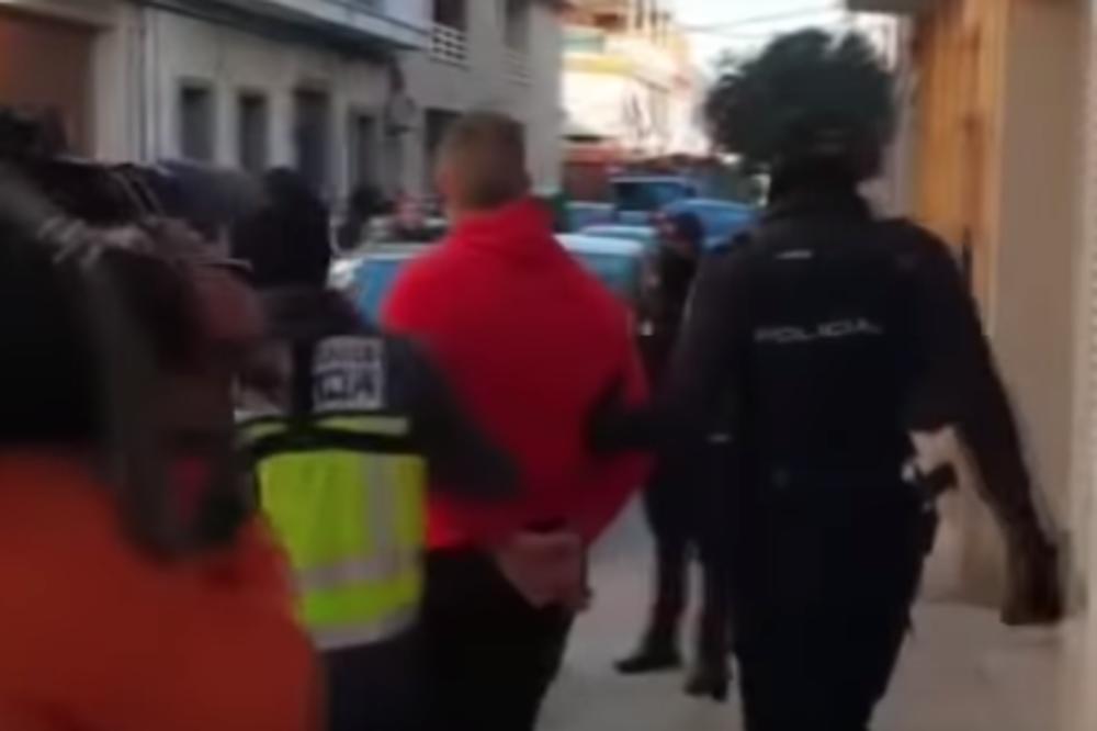 POJAVIO SE SNIMAK HAPŠENJA BRATANCA VLADANA MILOJEVIĆA: Smejao se policiji u lice! (VIDEO)