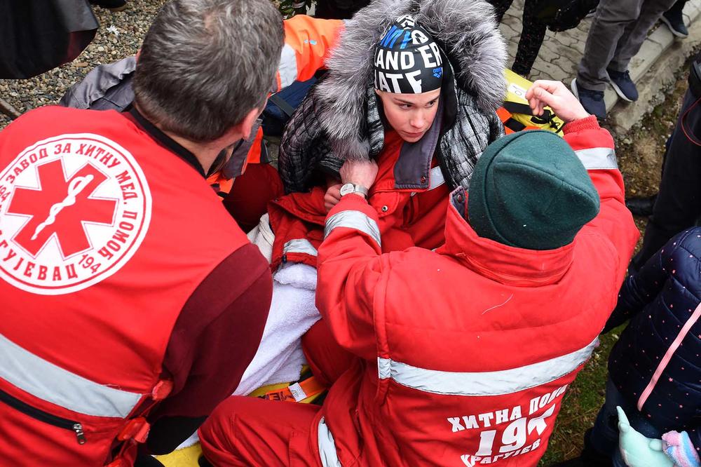 OVO JE HEROINA PLIVANJA ZA ČASNI KRST: Marti (16) u Kragujevcu pozlilo na trci, ipak doplivala prva (FOTO)