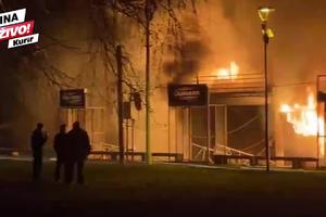 DRAMA NA NOVOM BEOGRADU: Gori splav na Savi, vatra se širi i na susedne objekte! VIDEO, FOTO
